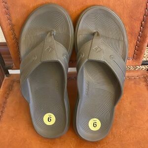 Sperry Flip Flops
